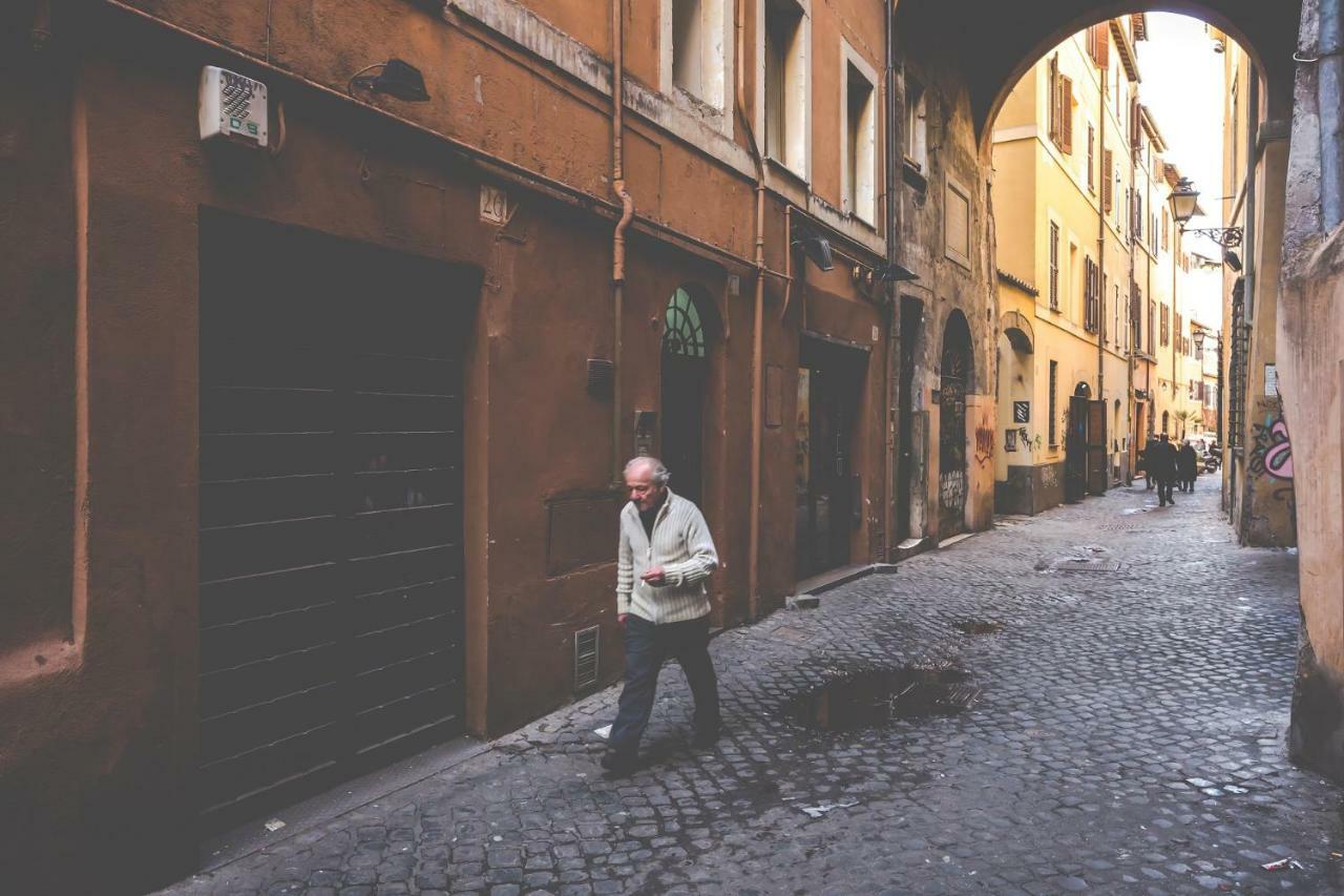 Via Dei Cappellari Apartments Rome Exterior photo